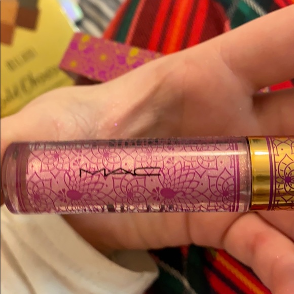 MAC Alladin lip gloss - Picture 3 of 3